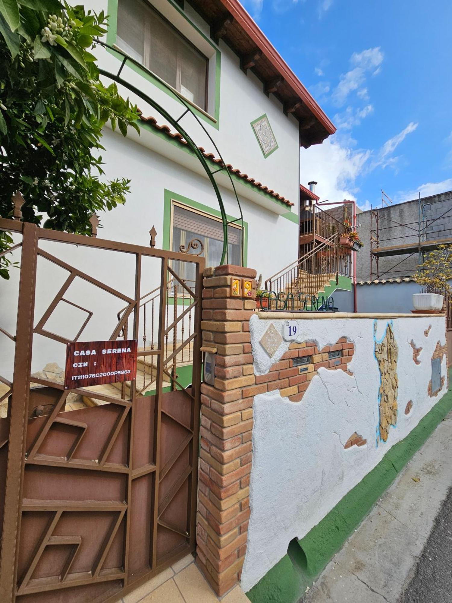 Serena Serdiana Exterior foto